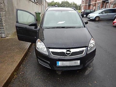 Clocked Vehicle Opel Zafira Img 01